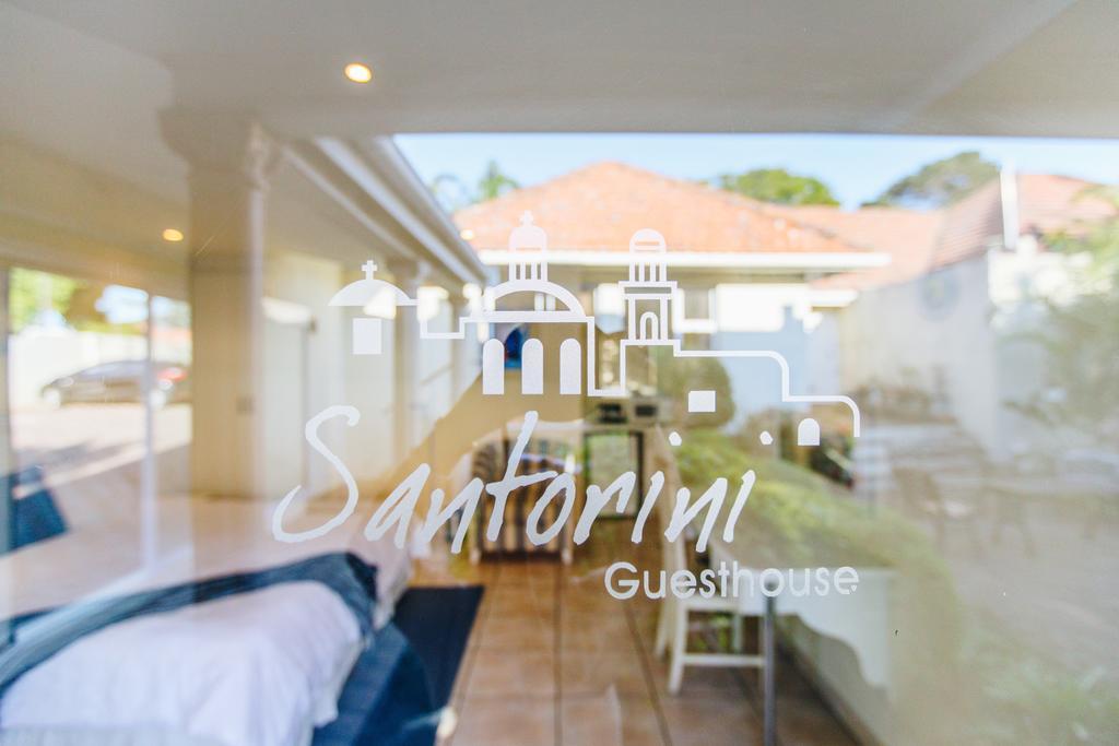 Santorini Guesthouse Іст-Лондон Екстер'єр фото